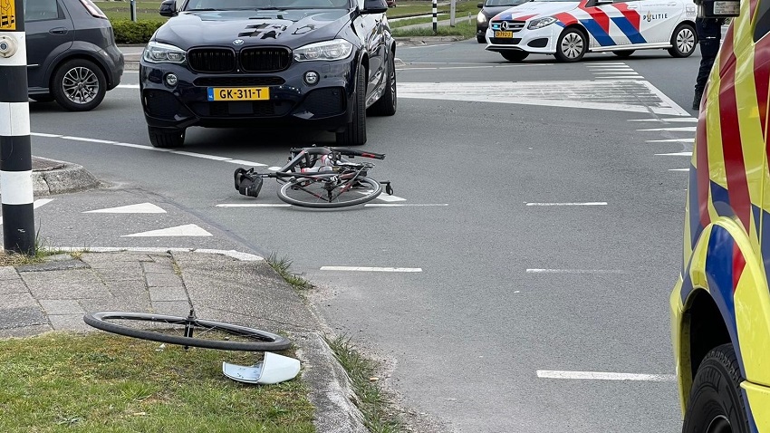 Wielrenner gewond bij ongeval in Enkhuizen