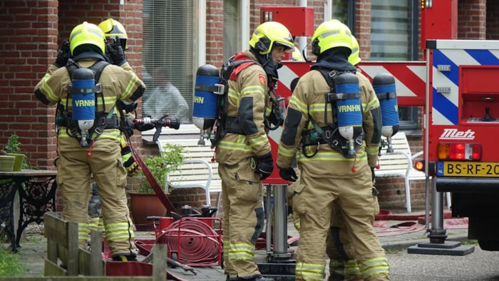 Brand in achtertuin in Enkhuizen1