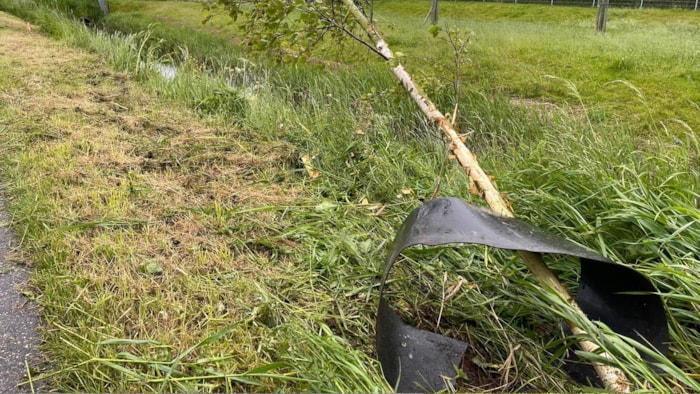 Auto te water aan de Zuiderdracht2