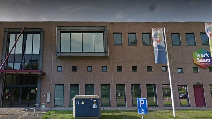 Werksaam buitenkant gebouw