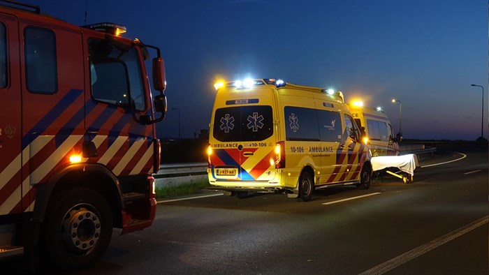 Motorrijder onderuit op A7_a