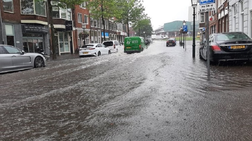 Wateroverlast Hoorn, het Breed verandert in rivier