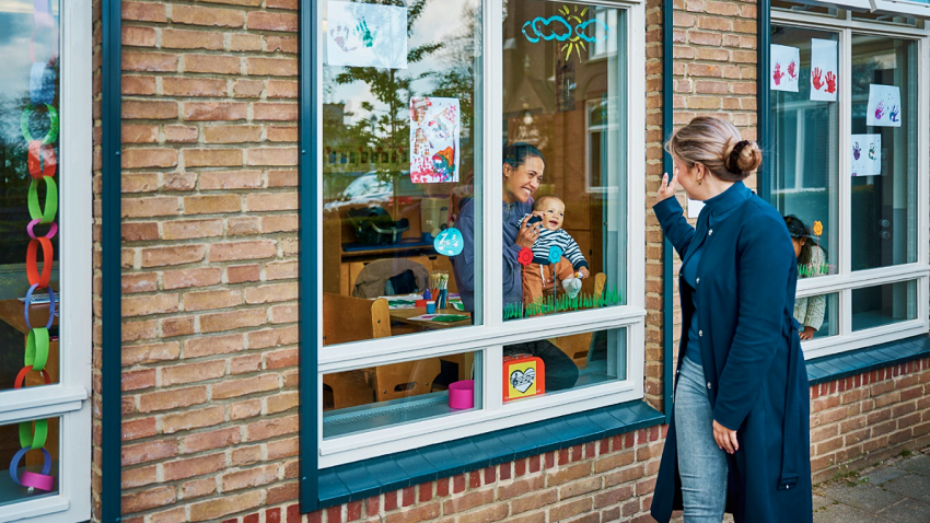 Kinderopvangtoeslag in de zomer? Check je gegevens