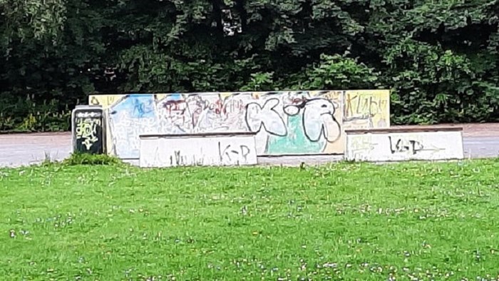 KR graffiti 2