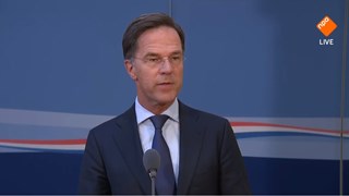 Persmoment Rutte over festivals