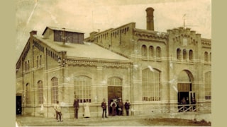 NSM 1907 met personeel - Collectie Atze Kamma