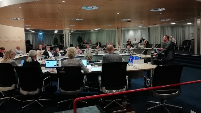 Commissievergadering over het Pelmolenpad