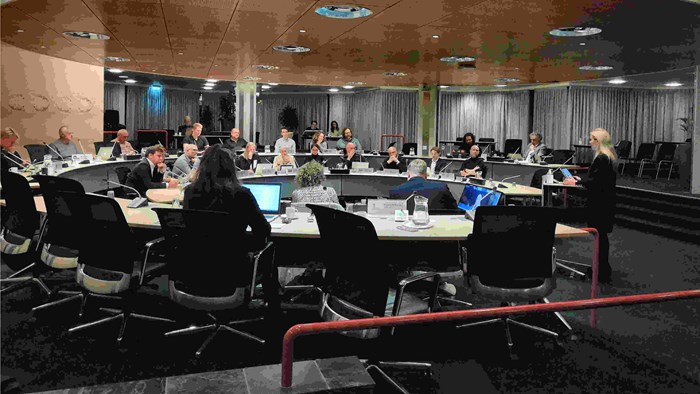 Discussie over werksaam