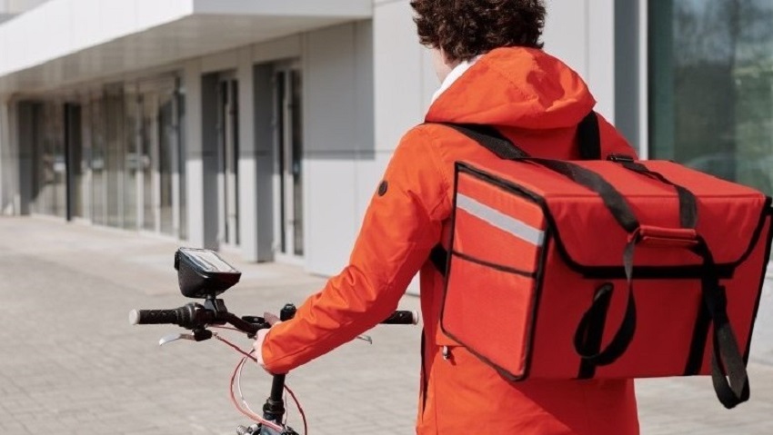 Werkgever vaak niet verzekerd voor e-bike maaltijdbezorger