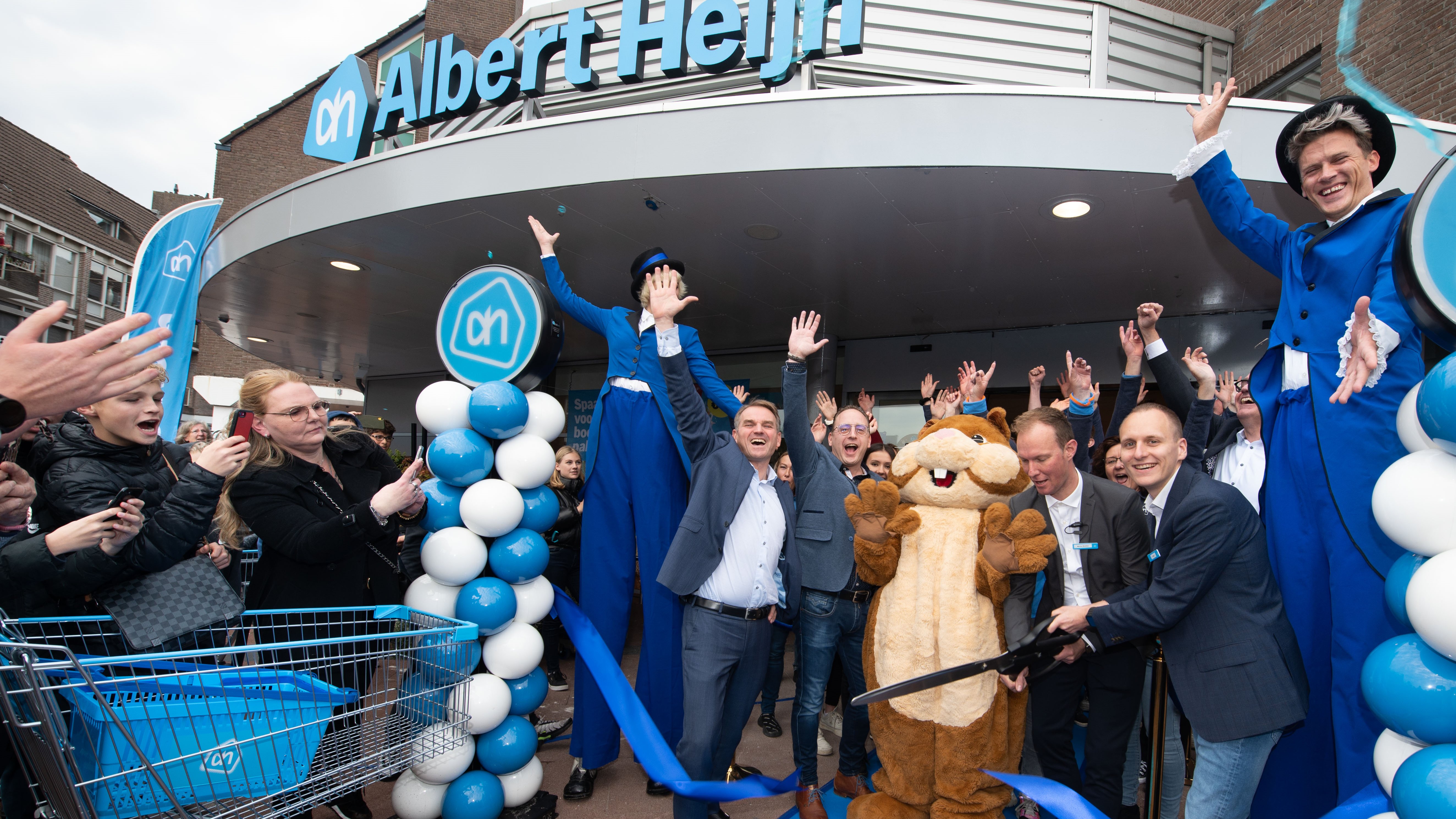 Kleine week na opening: positieve reacties van klanten bij nieuwe Albert Heijn in De Huesmolen