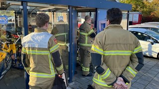 Vrouw zat anderhalf uur vast in fietsenstalling bij Enkhuizen3