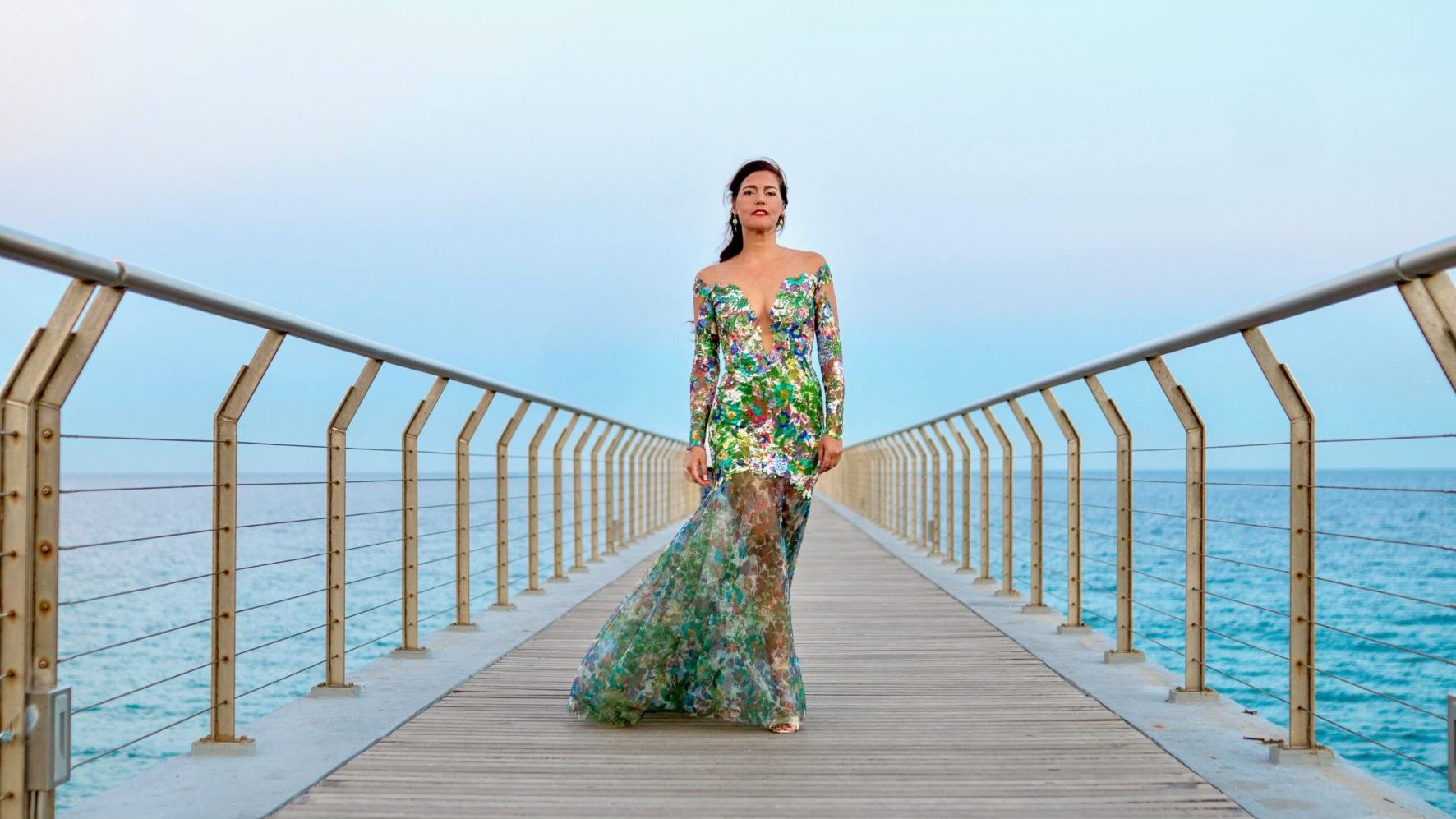 Zangeres Luna Zegers met De Cádiz a Cuba, con amor in Theaterkerk Wadway