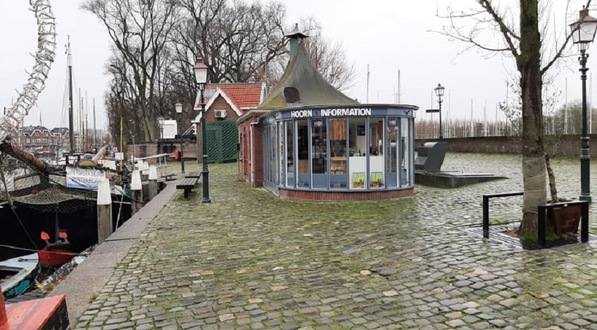 Hoorn Information geopend in haven van Hoorn