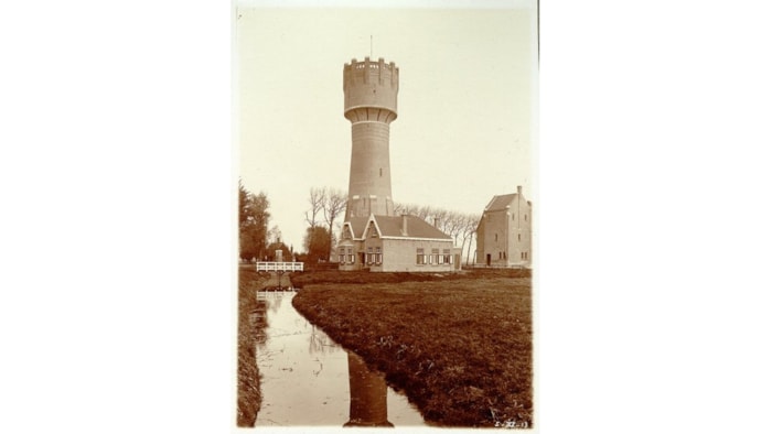 De watertoren in Hoorn aan het Keern Foto Westfries Archief