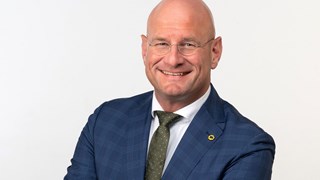 Jan Nieuwenburg burgemeester Hoorn 14122021