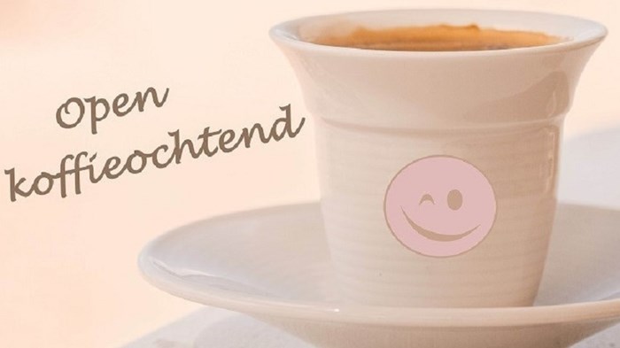 Open koffieochtend kop met smiley