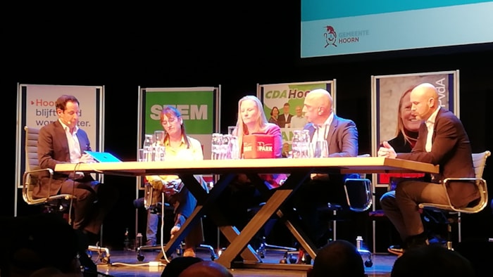 Het grote debat in de Parkschouwburg1