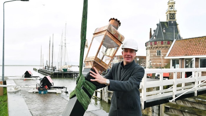 Simon Broersma nostalgische verlichting bij de grote sluis