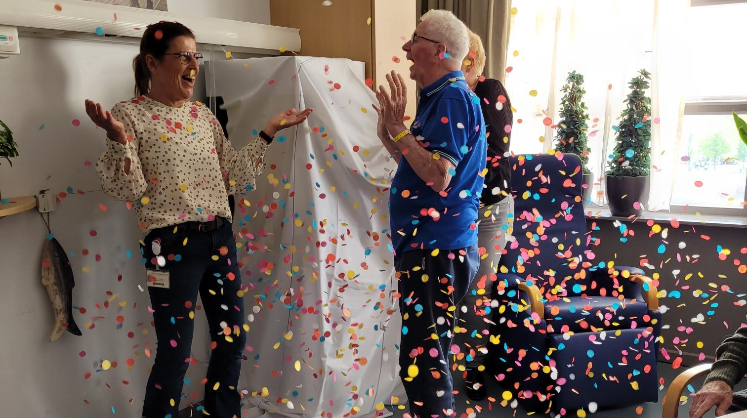 Afdeling geriatrie wint aquarium voor twee jaar