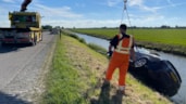 Auto rijdt de sloot in_1