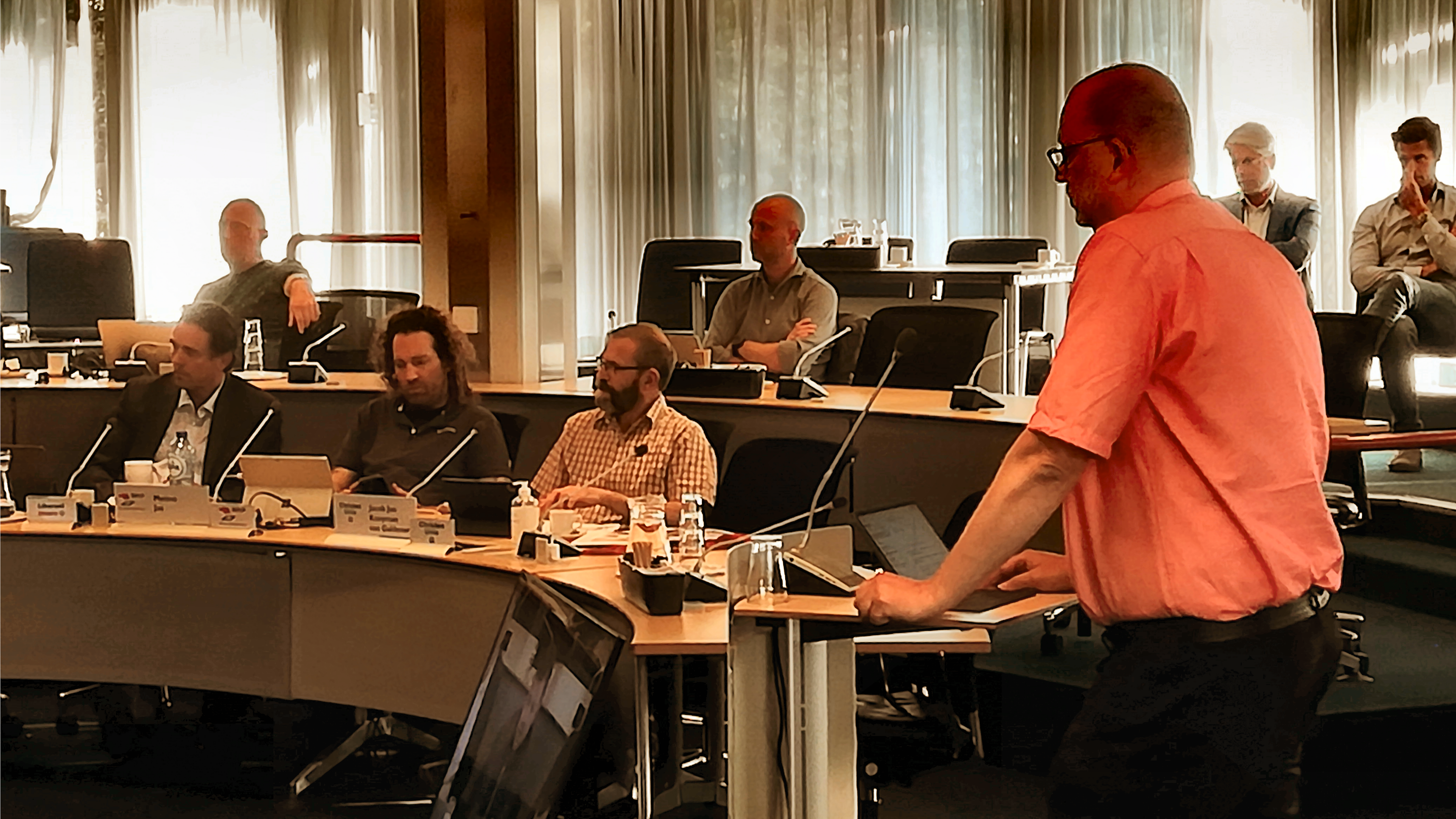 Wethouder Helling in spagaat: Boedijnhof 153 woonbestemming of kantoor?