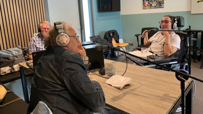 Mike Roos interviewt Frederik de Groot