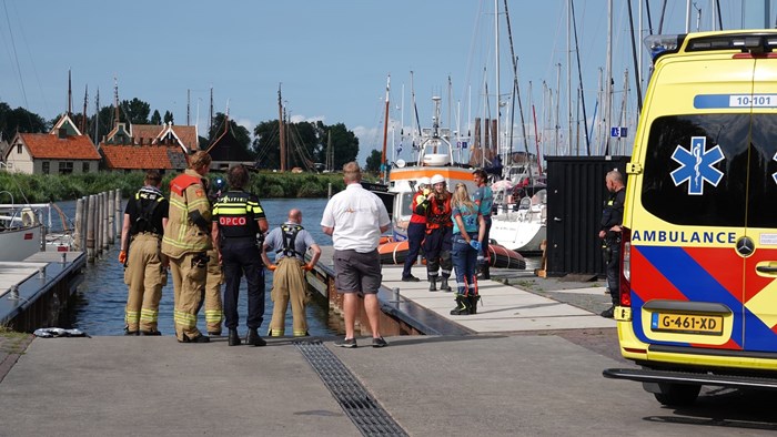 Man gewond bij aanmeren boot