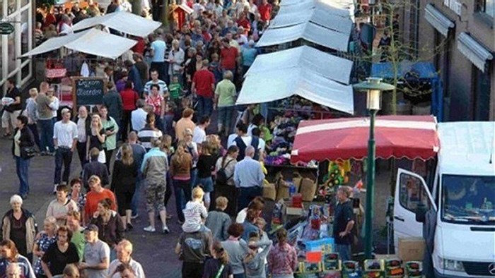 De markt van lappendag