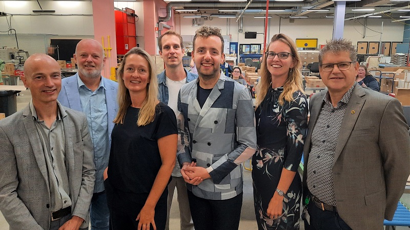 Nieuw bestuur WerkSaam valt met neus in de boter