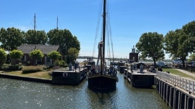 Zeven sluizen weer 100 jaar veilig