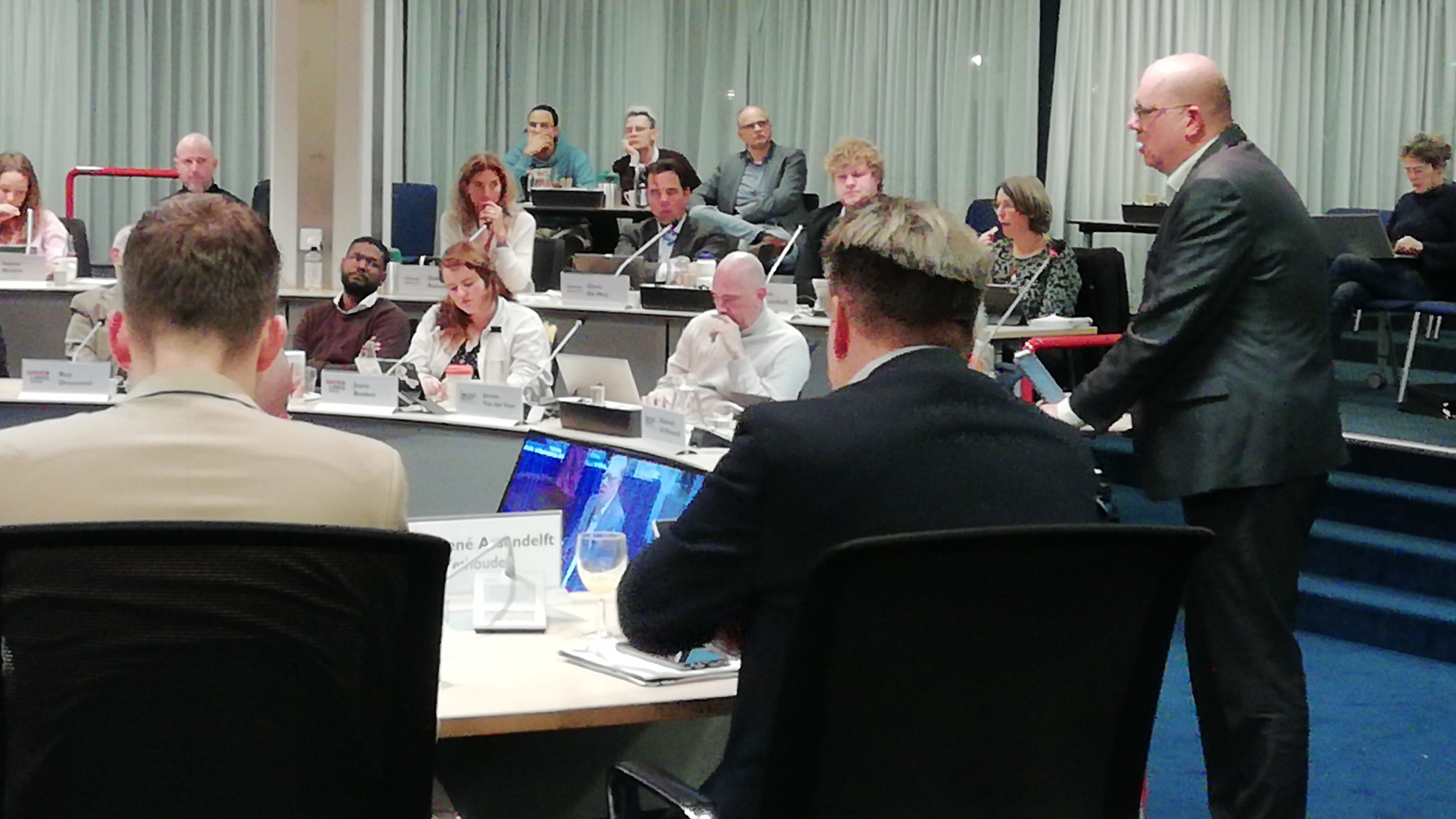 Wie verzorgt het Hoornse warmtenet?