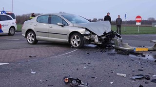 Ernstige aanrijding in Hoogkarspel1