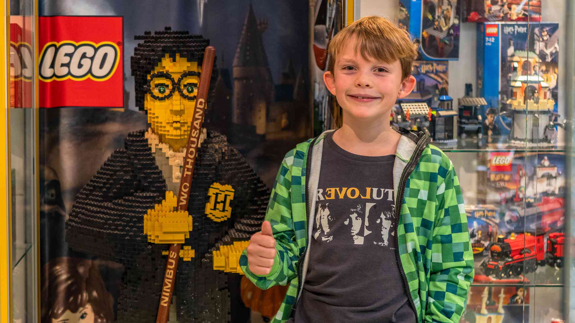 Museum van de 20e Eeuw klimt uit Corona-dal