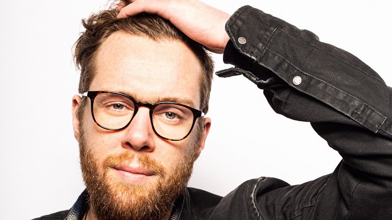 JIFFY speelt semi-akoestisch bij Uptown Records