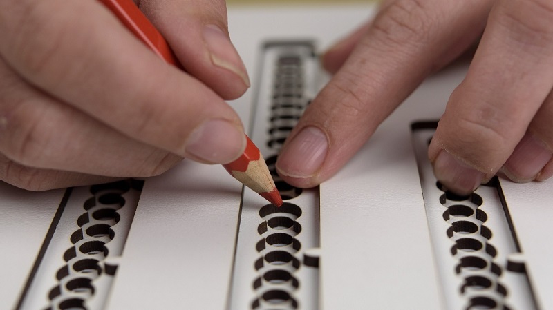 Voor het eerst stemmen met een stemmal in Hoorn