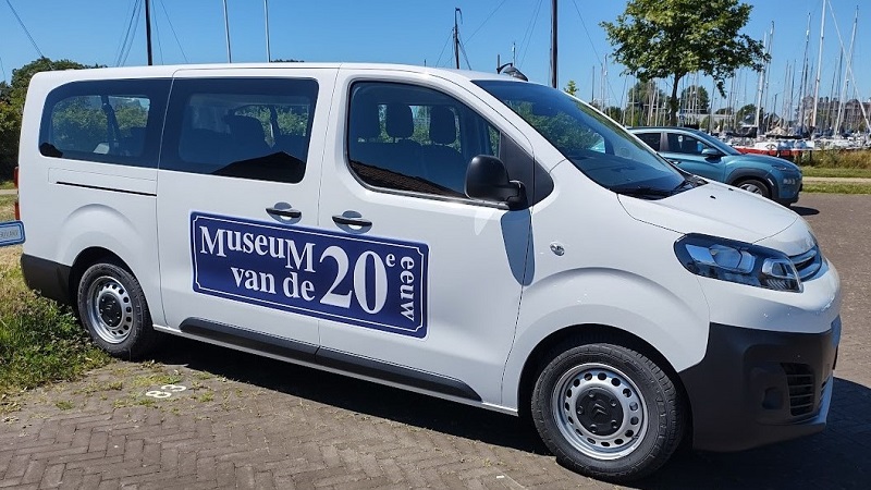 Shuttlebus van museum 20e Eeuw groot succes