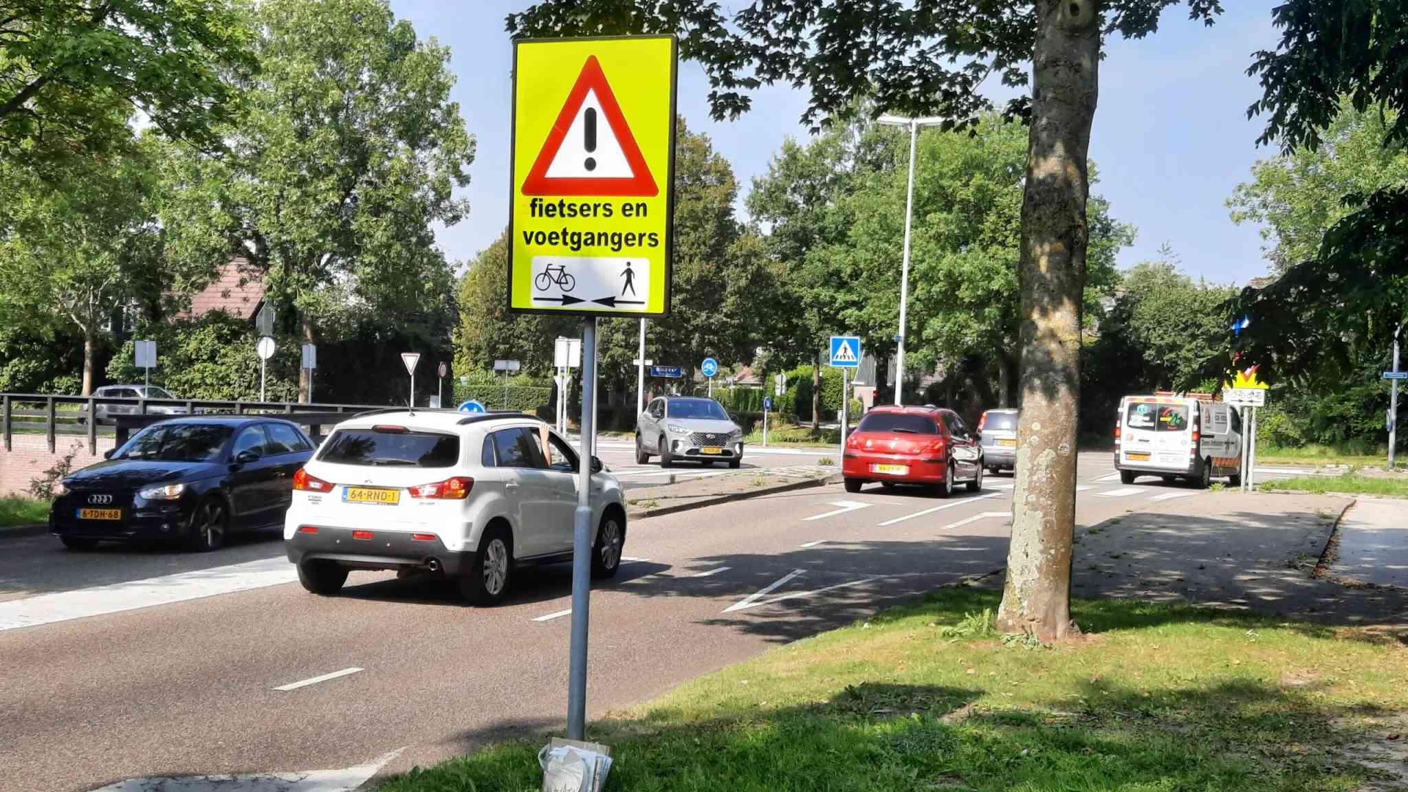 Kruispunt IJsselweg – Maasweg wordt veiliger (+ HoornRadio interview met Ellen van der Knaap (FT))