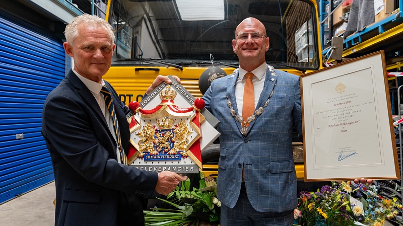 Bert Ooms Verhuizingen BV nu Hofleverancier 