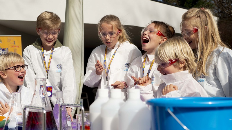 Zomerkamp Wetenschap en Techniek bij Hertenkamp Enkhuizen