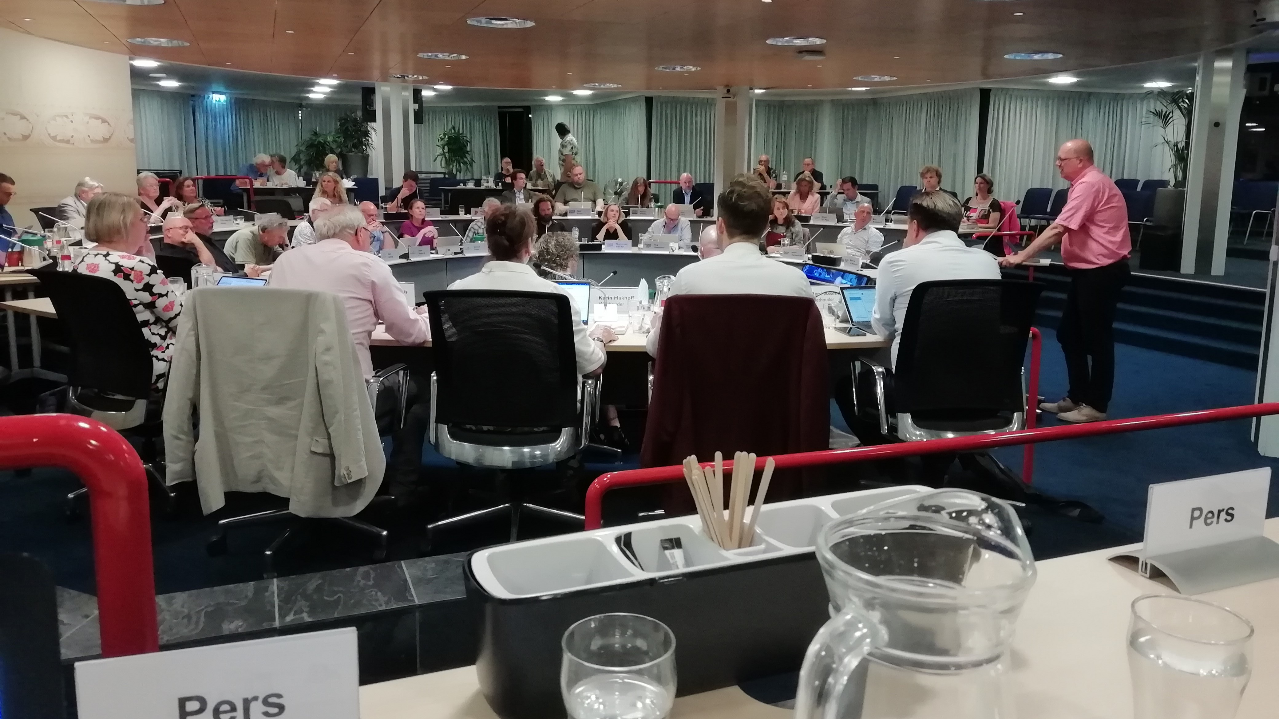 Wie mag de Hoornse warmtenetten aanleggen?