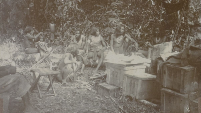 Lezing Kisten vol ruilwaar