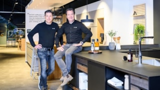 Keukenfabrikant Kvik opent 30e Deense designwinkel in Hoorn