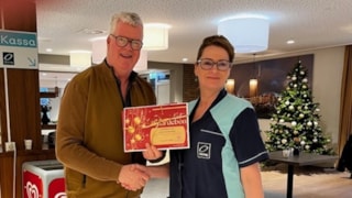 Nathalie Hollenberg wint Omrings prijsvraag Vegetarisch Koken