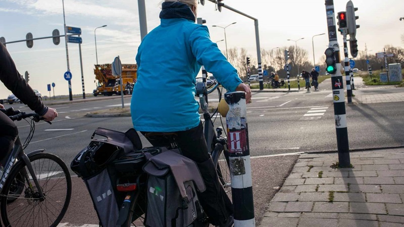 Provincie maakt fietsen comfortabeler en veiliger door slim instellen verkeerslichten