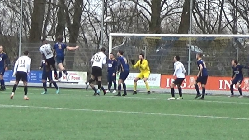 Resultaten voetbal 24 en 25 februari