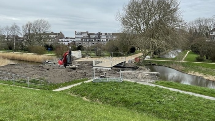 Brug naar Westerdijk vanaf Middelweg A
