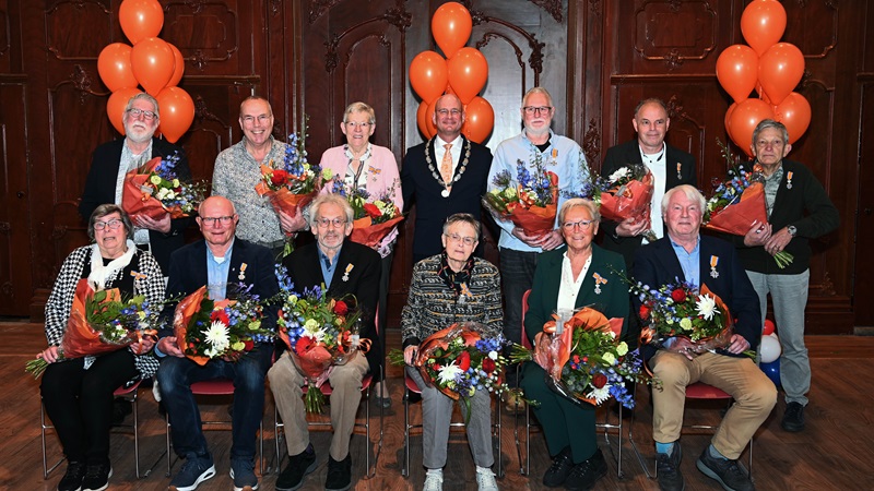 Dertien Koninklijke onderscheidingen in Hoorn